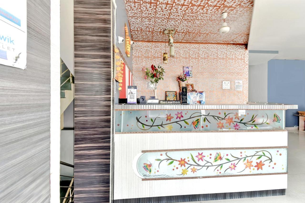 Oyo 61308 Hotel Rw International Hingoli Экстерьер фото